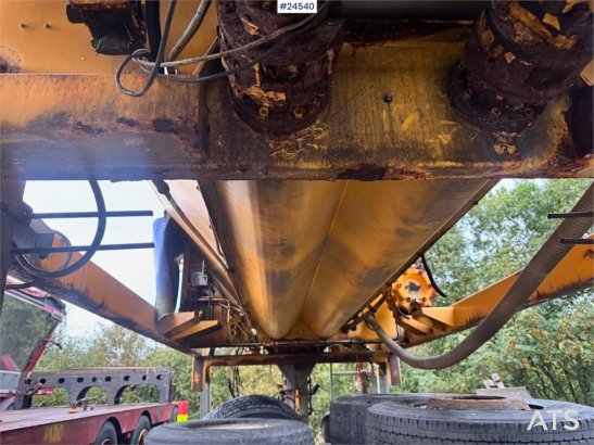 Falköping CLC-427 salt spreader – needs repair Falköping CLC-427 salt spreader – needs repair 2011 2 image 12