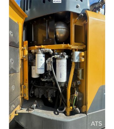 Volvo ECR145EL Tracked excavator with rail wheels – 4,30 ECR145EL Tracked excavator with rail wheels – 4,30 2015 2 Crawler...