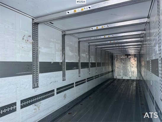 Schmitz Cargobull box semi-trailer with refrigeration/freezer unit Schmitz Cargobull box semi-trailer with refrigeration/f...