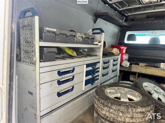 Mercedes-Benz Sprinter 319 with interior and 2 sets of tires Sprinter 319 with interior and 2 sets of tires 2009 2 Small V...