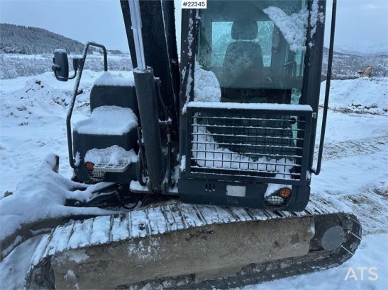 Hardlife HE80 mini excavator w/ narrow bucket and Hardlife HE80 mini excavator w/ narrow bucket and 2022 2 Crawler Excavat...