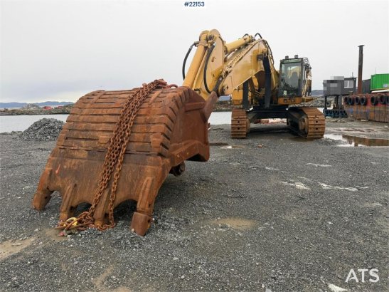 CAT 365C excavator with tooth bucket 365C excavator with tooth bucket 2006 2 Crawler Excavators image 10