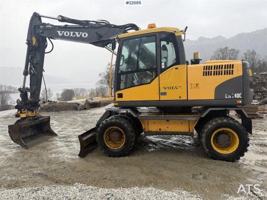 Volvo EW140C wheeled machine w/rototilt, sanding bucket EW140C wheeled machine w/rototilt, sanding bucket 2007 2 Wheeled E...