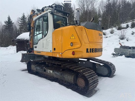Liebherr R914 Compact crawler excavator with VA boom, 2 buc R914 Compact crawler excavator with VA boom, 2 buc 2018 2 Craw...