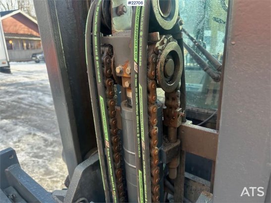 Doosan D55C-5 forklift 5.5 tons w/ 4.5 meter lift height Doosan D55C-5 forklift 5.5 tons w/ 4.5 meter lift height 2011 2 F...