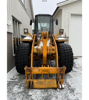 CASE 721B Wheel Loader with bucket 721B Wheel Loader with bucket 1995 2 Wheel Loaders image 18