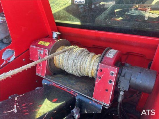 Volkswagen Amarok 4x4 tow truck w/ electric winch and two set Volkswagen Amarok 4x4 tow truck w/ electric winch and two se...