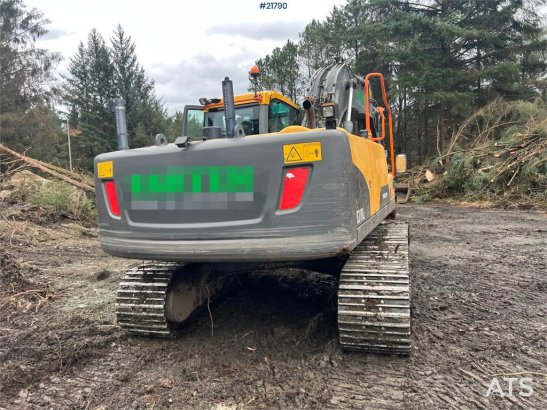 Volvo ec210cl excavator w/ rototilt, sanding bucket and ec210cl excavator w/ rototilt, sanding bucket and 2010 2 Crawler E...