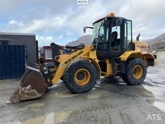 New Holland W130B wheel loader with a bucket W130B wheel loader with a bucket 2011 2 Wheel Loaders image 38