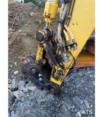 New Holland 235 Crawler Excavator w/ grading bucket 235 Crawler Excavator w/ grading bucket 2006 2 Crawler Excavators imag...