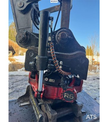 Volvo ECR235EL Tracked excavator w/ Cleaning bucket, til ECR235EL Tracked excavator w/ Cleaning bucket, til 2016 2 Crawler...