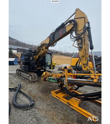 CAT 325FLCR 38 2017 2 Crawler Excavators image 28