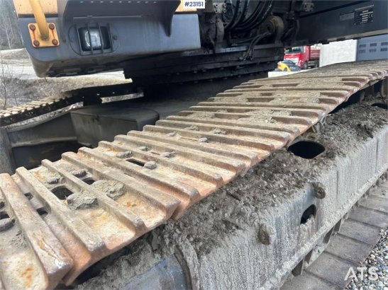 Volvo EC240CL crawler excavator w/ two buckets and power EC240CL crawler excavator w/ two buckets and power 2008 2 Crawler...
