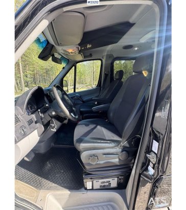 Mercedes-Benz Sprinter Minibus – 11 seats – Two sets of tires Sprinter Minibus – 11 seats – Two sets of tires 2016 2 image 13