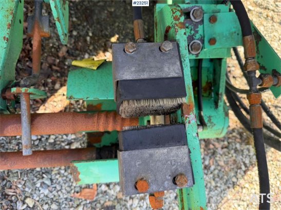 Montabert CPA 250 drill tower with HC50 hammer, angle gauge, MONTABERT CPA 250 drill tower with HC50 hammer, angle gauge, ...