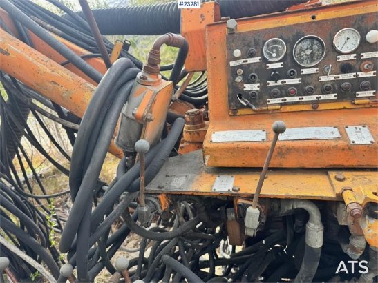 Tamrock DHA500 Drilling Rig Tamrock DHA500 Drilling Rig 1985 2 image 13