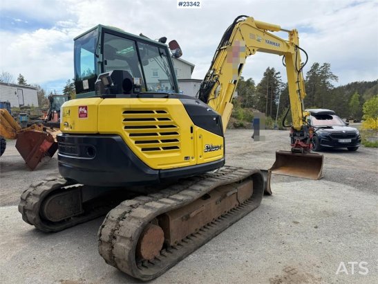 Yanmar SV100-1 equipped with a digging bucket, toothed bu 923 2012 2 Crawler Excavators image 13