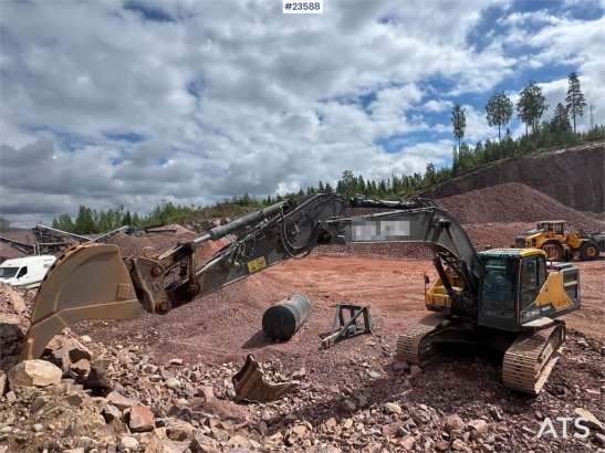 Volvo EC300 Excavator – Engcon Tiltrotator, 2 Buckets an EC300 Excavator – Engcon Tiltrotator, 2 Buckets an 2018 2 Crawler...