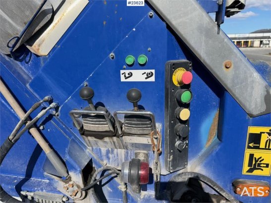 Volvo FM 410 6x2 refuse truck w/ NTM body – 1 chamber an 7005 2019 2 image 13