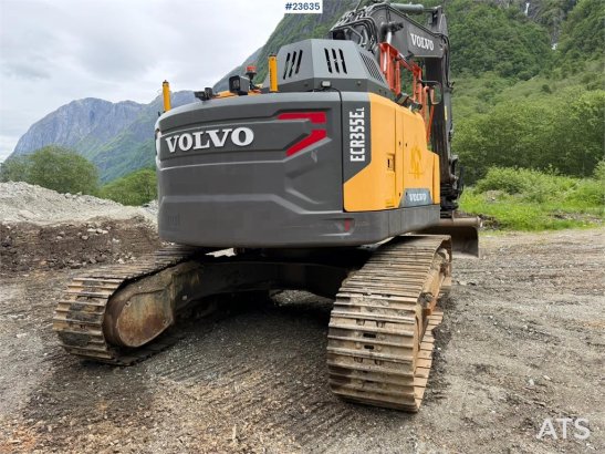 Volvo ECR355EL excavator with bucket, rototilt, and GPS ECR355EL excavator with bucket, rototilt, and GPS 2018 2 Crawler E...