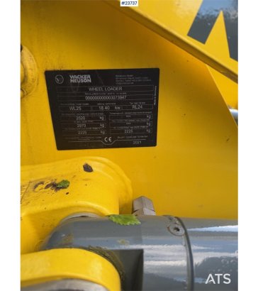 Wacker Neuson WL25 Wheel Loader with Bucket WL25 Wheel Loader with Bucket 2021 2 Wheel Loaders image 13