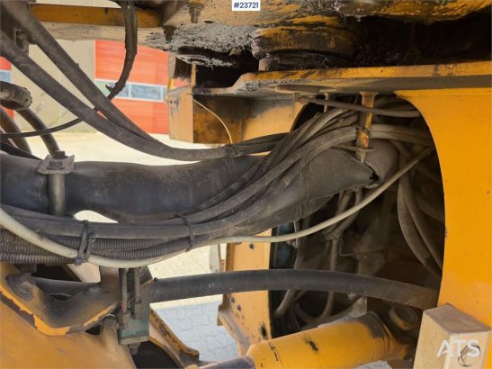 Volvo L70F wheel loader w/ weight. WATCH VIDEO L70F wheel loader w/ weight. WATCH VIDEO 2008 2 Wheel Loaders image 13