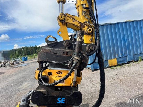 Komatsu PW160-8 Wheeled Excavator with Rototilt and Gradin 915 2013 2 Wheeled Excavators image 13