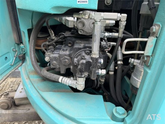 Kobelco Sk140SRLC-3 excavator equipped with a tooth bucket Sk140SRLC-3 excavator equipped with a tooth bucket 2015 2 Crawl...