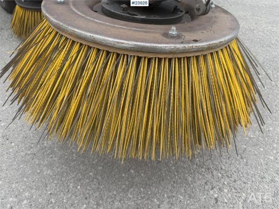 Boschung s3 street sweeper Boschung s3 street sweeper 2019 2 image 13