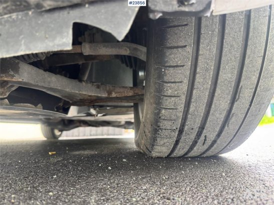 Mercedes-Benz Vito 119 4x4 Van – Two Sets of Tires Mercedes-Benz Vito 119 4x4 Van – Two Sets of Tires 2015 2 Small Vans im...