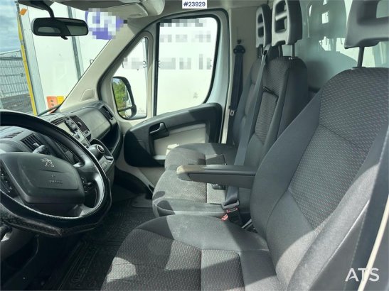 Peugeot Boxer Peugeot Boxer 2018 2 Small Vans image 13