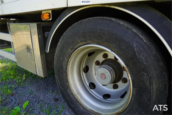 Ekeri 2-Axle Box Trailer with Tail Lift and Full Side Op Ekeri 2-Axle Box Trailer with Tail Lift and Full Side Op 2012 2 i...