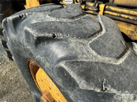 Nordverk 130 HVT grader w/ extra tires on rim. WATCH VIDEO. Nordverk 130 HVT grader w/ extra tires on rim. WATCH VIDEO. 19...