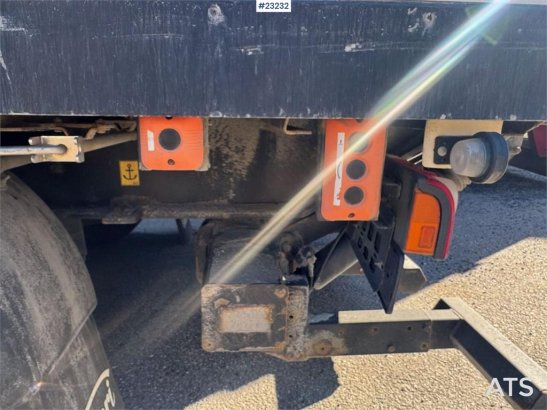 Ekeri box semi-trailer with full side opening and lift Ekeri box semi-trailer with full side opening and lift 2017 2 Box s...