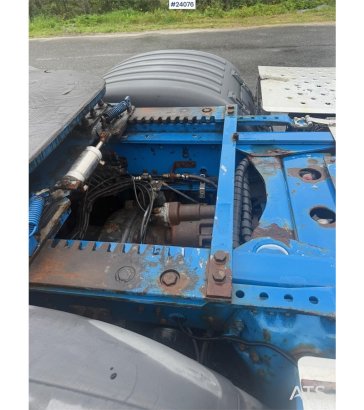 Scania R560 6x4 Tractor Unit. Truck Mounted Attenuator NO R560 6x4 Tractor Unit. Truck Mounted Attenuator NO 2010 2 Tracto...