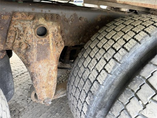 Scania R580 tanker truck repair object with a 3-compartme R580 tanker truck repair object with a 3-compartme 2005 2 image 13