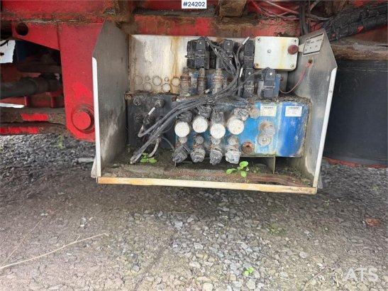 Bodex 4 axle machine trailer w/ hydraulic drive bridges Bodex 4 axle machine trailer w/ hydraulic drive bridges 2015 2 Low...