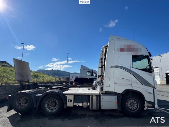 Volvo FH460 6x2 Tractor Unit – Gas-Powered 590 2023 2 Tractor Units image 43