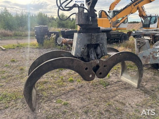 Liebherr A904C Wheeled Excavator w/ Hydraulically Elevating A904C Wheeled Excavator w/ Hydraulically Elevating 2008 2 Whee...