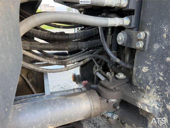 Komatsu WA320-8E0 wheel loader w/ lever steering and a buc 848 2020 2 Wheel Loaders image 28