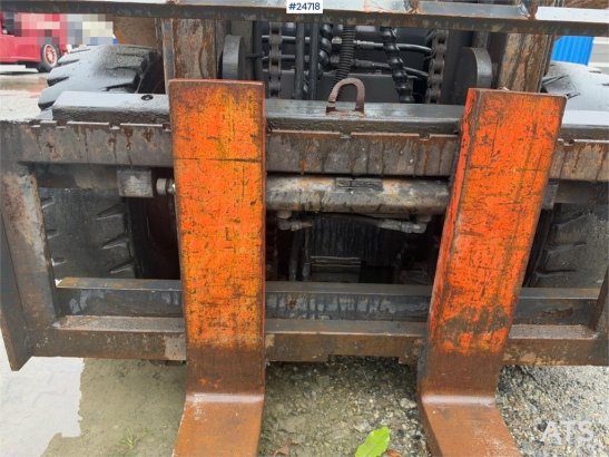 Samsung SF250 Forklift – Only 1,980 Hours! Samsung SF250 Forklift – Only 1,980 Hours! 1996 2 Forklift image 13