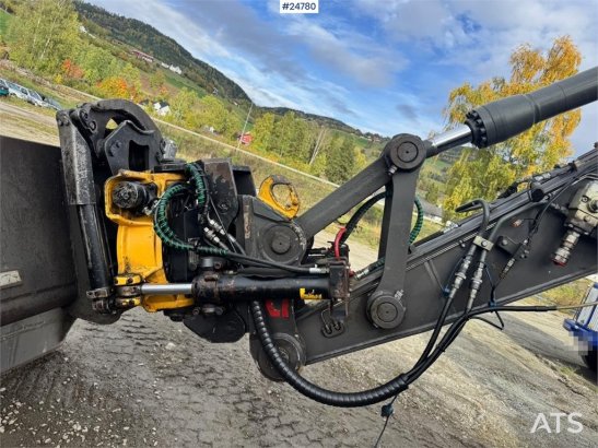 Volvo EW160E Wheeled Excavator with Rototilt and Grading EW160E Wheeled Excavator with Rototilt and Grading 2015 2 Wheeled...