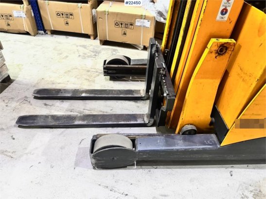Jungheinrich ETV 114 Electric Forklift ETV 114 Electric Forklift 2 Forklift image 14