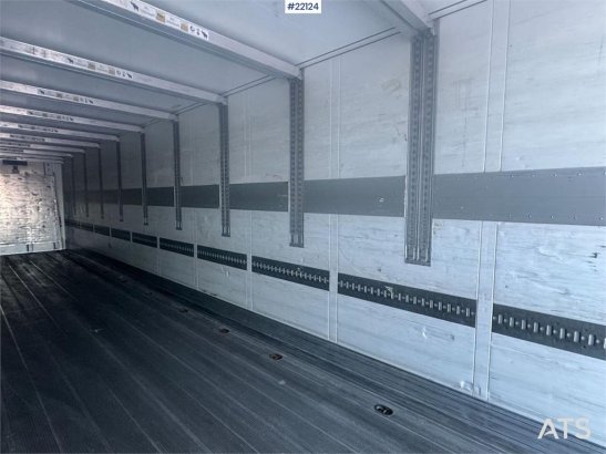 Schmitz Cargobull box semi-trailer with refrigeration/freezer unit Schmitz Cargobull box semi-trailer with refrigeration/f...