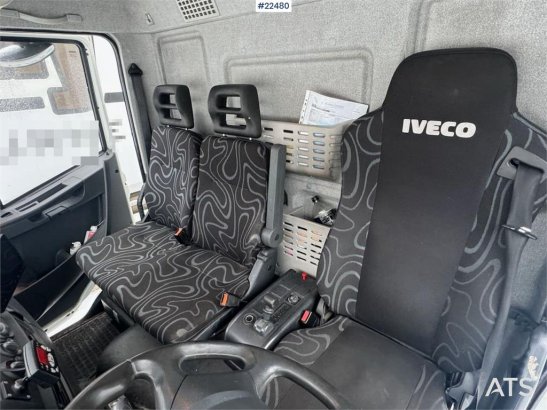 Iveco Eurocargo 4x2 box truck with refrigeration unit an Eurocargo 4x2 box truck with refrigeration unit an 2012 2 image 44