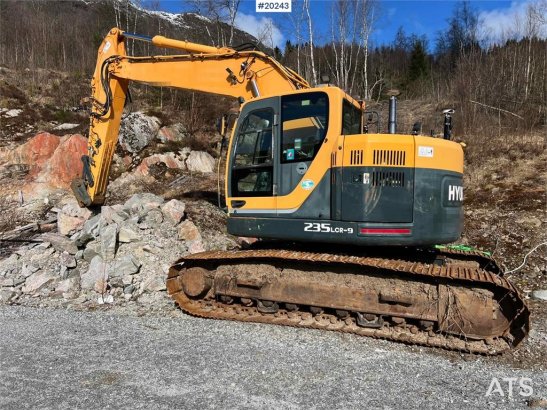 Hyundai Robex 235 LCR-9 w/ Excavator bucket and gps Robex 235 LCR-9 w/ Excavator bucket and gps 2012 2 Crawler Excavators ...