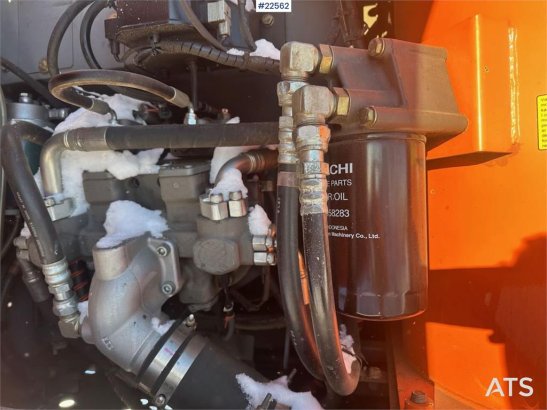 Hitachi ZX180LC-5B excavator w/ rototilt, digging bucket a ZX180LC-5B excavator w/ rototilt, digging bucket a 2013 2 Crawl...