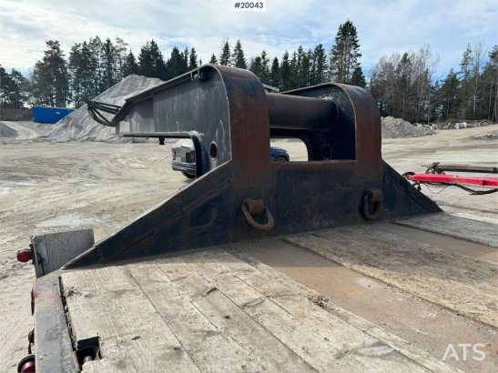Vang SHSL 1111 Machine semi + hook frame with turntable VANG SHSL 1111 Machine semi + hook frame with turntable 1988 2 Low...