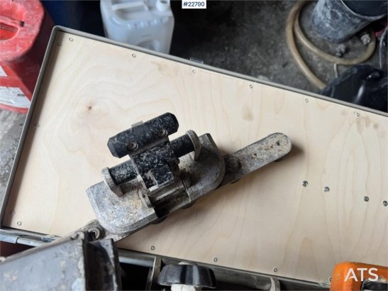 Husqvarna WS 482 HF Wall Saw with Remote Control WS 482 HF Wall Saw with Remote Control 2016 2 image 44