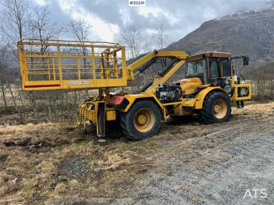 Hydrema 912B w/ 2007 Essverk Platform 912 lift with basket Hydrema 912B w/ 2007 Essverk Platform 912 lift with basket 2003...